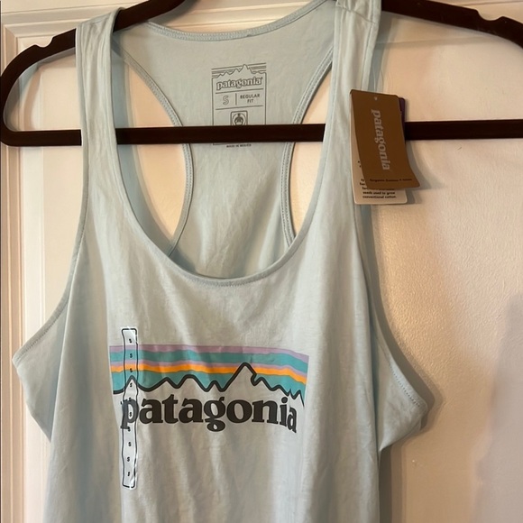 Patagonia NWT Pastel P-6 Logo Organic Cotton High Neck Tank Top - Picture 3 of 4